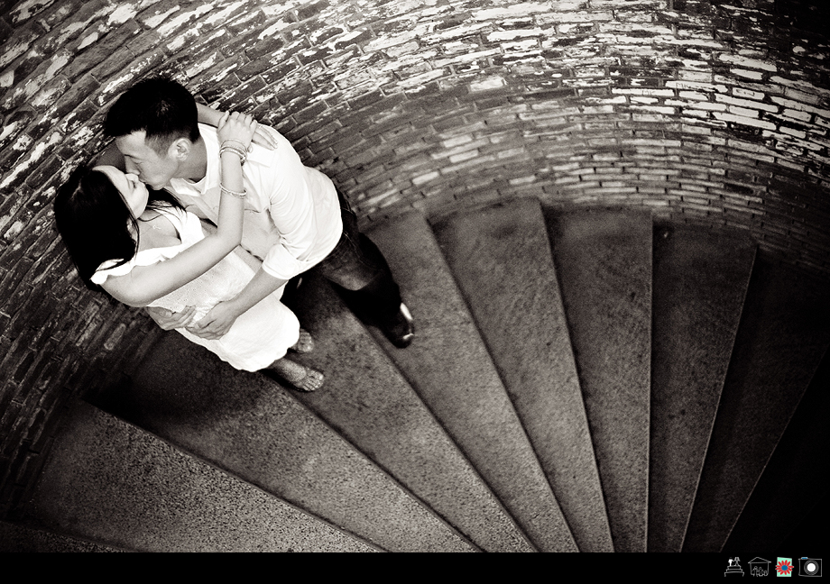 Fort Point, San Francisco Engagement Photography